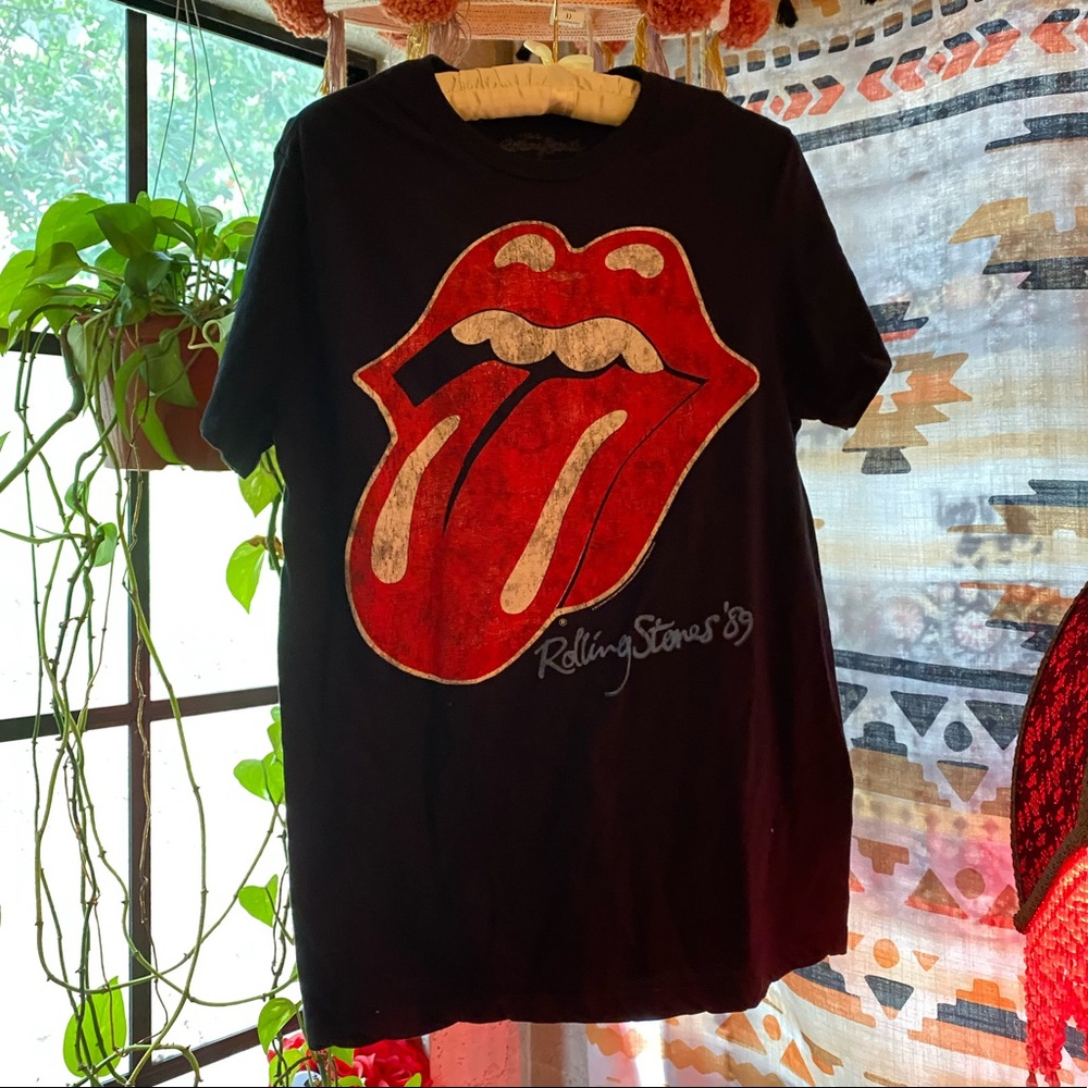 NEW! The Rolling Stones size small band tee